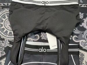 Alo Set Black front view