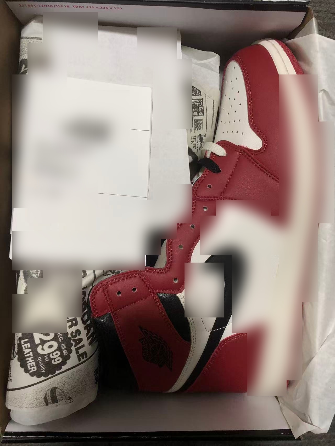 AJ1 High Lost and Found customer unboxing in hand