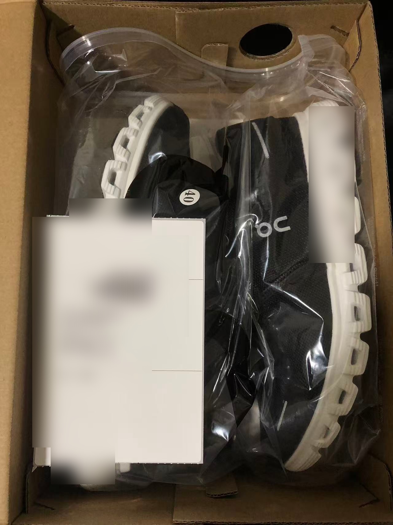 On Running shoes packed with tracking waybill