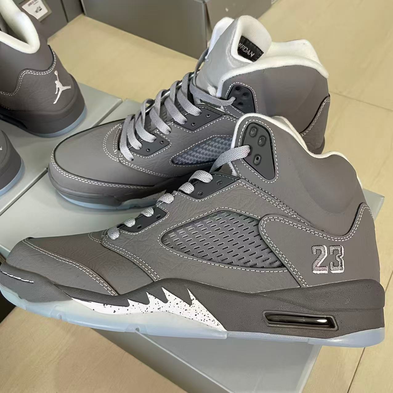 Air Jordan 5 Wolf Grey QC photo â real product photos before shipping