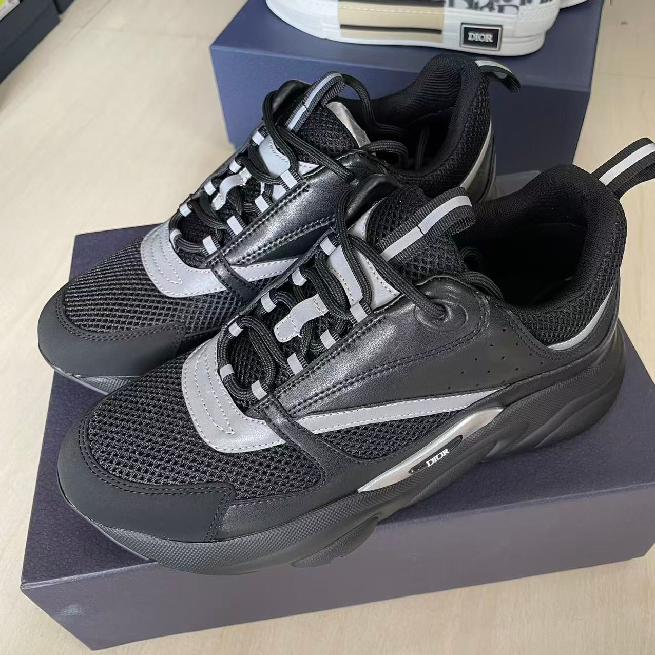 Dior B22 black grey sneakers customer delivery proof